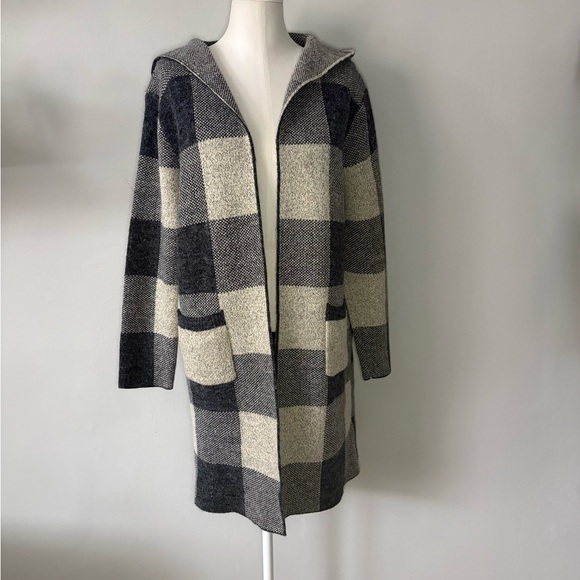 Monteau Sweaters - Monteau Black and White Checkered Sweater